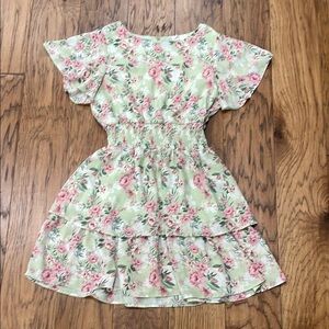 Trende Girl’s green roses floral dress size 12